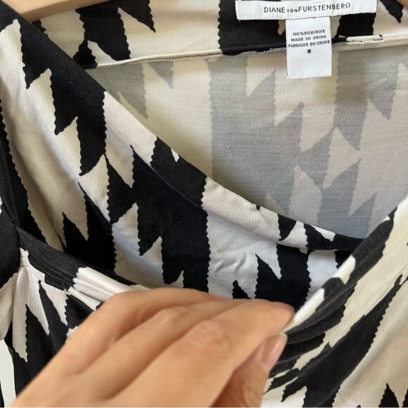 Diane Von Furstenberg Lorah Silk Long Sleeve Mini Dress Hound Aztec Print 8 - Picture 6 of 12